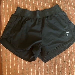 GYMSHARK TRAINING LOOSE FIT SHORTS IN BLACK